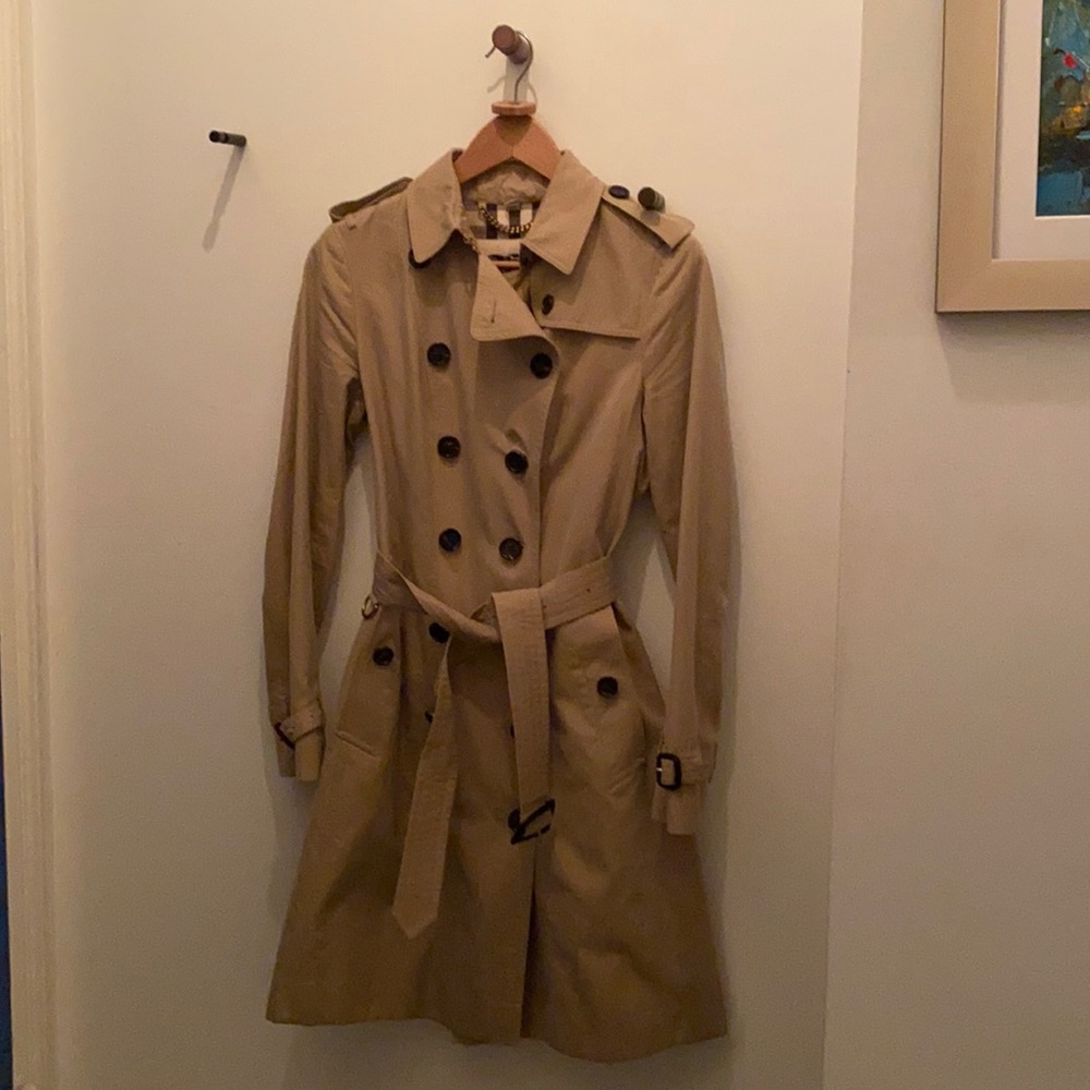 Burberry Sandringham Long Trench Coat